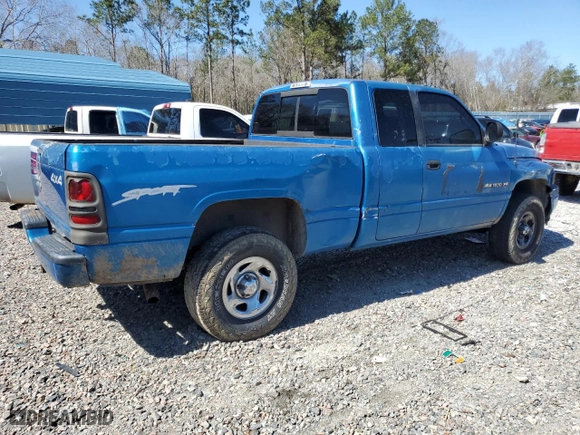 1998 Dodge Ram 1500 with VIN 3B7HF13Z8WG213896, listed as a Copart auction lot 49394015 with 249,533 mi miles and Salvage Title. Bid and sale history available at carsss.com. Image 3.