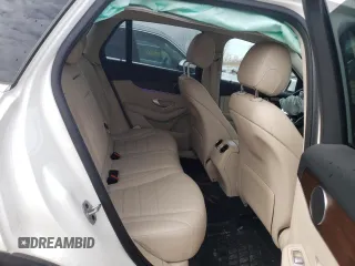 2022 Mercedes-Benz GLC 300 with VIN W1N0G8EB8NV352072, listed as a Copart auction lot 46617695 with 32,124 mi miles and Salvage Title. Bid and sale history available at DreamBid. Image 10.