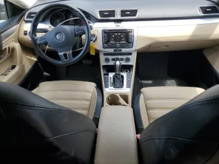 2014 Volkswagen CC R-Line with VIN WVWBP7AN3EE536135, listed as a Copart auction lot 68333454 with 137,862 mi miles and Salvage Title. Bid and sale history available at carsss.com. Image 8.