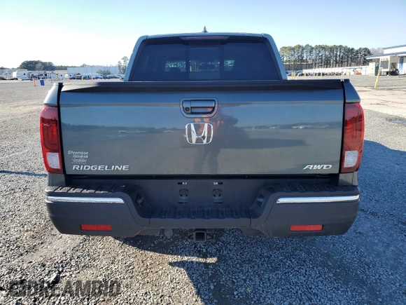 2019 Honda Ridgeline RTL-T with VIN 5FPYK3F63KB012214, listed as a Copart auction lot 41740585 with 33,965 mi miles and Salvage title. Bid and sale history available at DreamBid. Image 6.