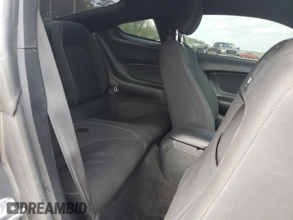 2022 Ford Mustang EcoBoost with VIN 1FA6P8TH8N5122837, listed as a Copart auction lot 51655955 with 32,303 mi miles and Salvage title. Bid and sale history available at DreamBid. Image 10.