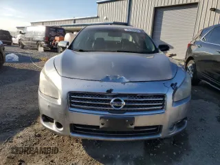 2009 Nissan Maxima SV with VIN 1N4AA51E79C842795, listed as a Copart auction lot 46104835 with 194,910 mi miles and Salvage Title. Bid and sale history available at DreamBid. Image 5.