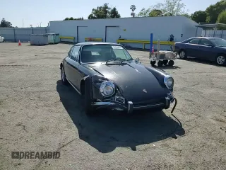 1971 Porsche 911 with VIN 9111120590, listed as a Copart auction lot 52559665 with 44,582 mi miles and Salvage title. Bid and sale history available at DreamBid. Image 10.