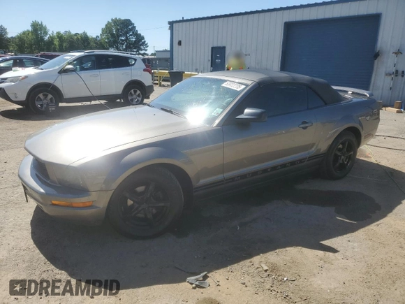 2005 Ford Mustang Deluxe with VIN 1ZVFT84N155232118, listed as a Copart auction lot 53033395 with 91,652 mi miles and Salvage Title. Bid and sale history available at carsss.com. Image 1.
