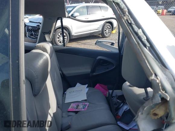 2011 Toyota RAV4 Limited с VIN 2T3DF4DVXBW127124, выставлен на аукционе IAAI как лот 41102894 с пробегом Не указан миль и . История ставок и продаж доступна на DreamBid. Изображение 8.