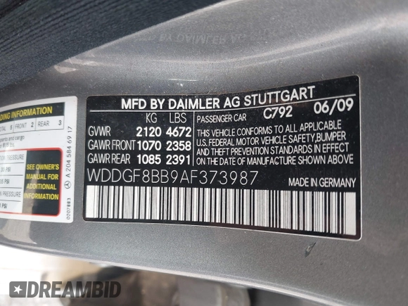 2010 Mercedes-Benz C 300 Sport z VIN WDDGF8BB9AF373987, wystawiony jako IAAI lot #42410038 z przebiegiem 260 691 mil mil oraz . Historia ofert i sprzedaży dostępna na DreamBid. Obrazek 9.