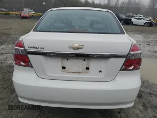 2008 Chevrolet Aveo LT z VIN KL1TG56608B263677, wystawiony jako Copart lot #44495655 z przebiegiem 131 918 mil mil oraz Szkoda całkowita • Salvage title. Historia ofert i sprzedaży dostępna na DreamBid. Obrazek 6.