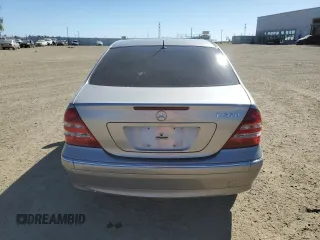 2005 Mercedes-Benz C 320 with VIN WDBRF64J15F602520, listed as a Copart auction lot 48212235 with 136,330 mi miles and Salvage Title. Bid and sale history available at DreamBid. Image 6.