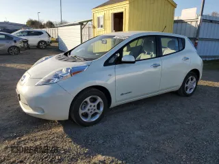 2011 Nissan LEAF SL with VIN JN1AZ0CP3BT004857, listed as a Copart auction lot 45023395 with 68,637 mi miles and Clean Title. Bid and sale history available at carsss.com. Image 1.
