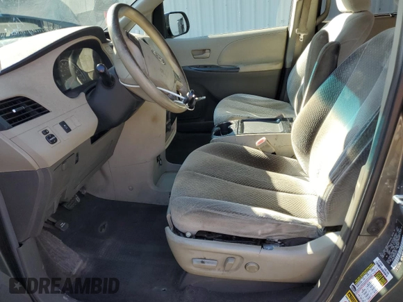 2011 Toyota Sienna LE AAS with VIN 5TDKK3DC2BS013633, listed as a Copart auction lot 88878725 with 279,557 mi miles and Salvage Title. Bid and sale history available at carsss.com. Image 7.