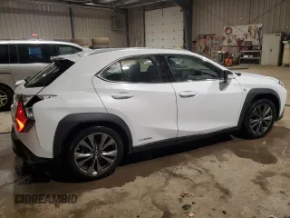 2021 Lexus UX with VIN JTHR9JBH4M2039642, listed as a Copart auction lot 46328815 with 17,251 mi miles and Salvage Title. Bid and sale history available at carsss.com. Image 3.