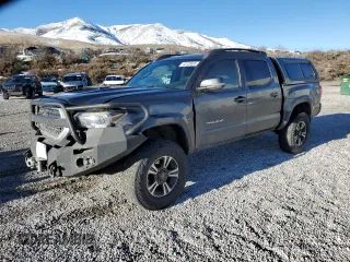 2016 Toyota Tacoma SR with VIN 3TMCZ5AN1GM031856, listed as a Copart auction lot 46128685 with 132,800 mi miles and Salvage Title. Bid and sale history available at carsss.com. Image 1.