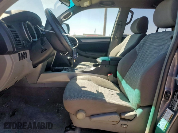 2006 Toyota 4Runner SR5 with VIN JTEZU14R660081830, listed as a Copart auction lot 48825955 with 271,180 mi miles and Clean Title. Bid and sale history available at DreamBid. Image 7.