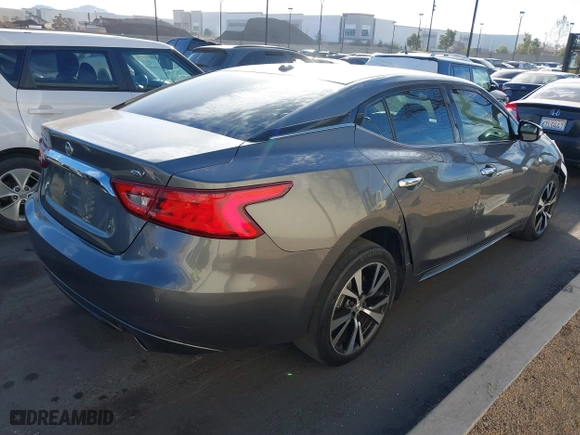 2018 Nissan Maxima SL with VIN 1N4AA6AP0JC363808, listed as a IAAI auction lot 41231430 with 142,955 mi miles. Bid and sale history available at carsss.com. Image 4.