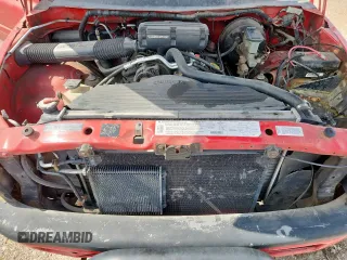 1996 Dodge 1500 z VIN 3B7HF13Z2TG185637, wystawiony jako Copart lot #61014135 z przebiegiem 191 810 mil mil oraz Szkoda całkowita • Salvage title. Historia ofert i sprzedaży dostępna na DreamBid. Obrazek 11.