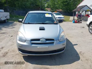 2009 Hyundai Accent GS с VIN KMHCM36C19U138586, выставлен на аукционе IAAI как лот 42542909 с пробегом 39 809 миль миль и . История ставок и продаж доступна на DreamBid. Изображение 13.
