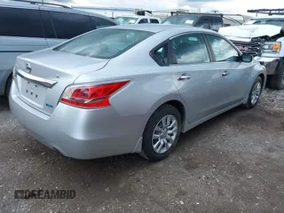 2014 Nissan Altima 2.5 S with VIN 1N4AL3AP5EN220856, listed as a IAAI auction lot 42176401 with 85,339 mi miles. Bid and sale history available at carsss.com. Image 4.