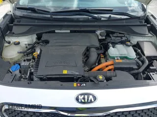 2017 Kia Niro Touring with VIN KNDCE3LC3H5070998, listed as a IAAI auction lot 41448651 with 54,760 mi miles. Bid and sale history available at carsss.com. Image 10.