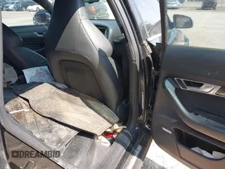 2008 Audi S6 z VIN WAUDN74F08N065694, wystawiony jako IAAI lot #42393845 z przebiegiem 127 500 mil mil oraz . Historia ofert i sprzedaży dostępna na DreamBid. Obrazek 8.