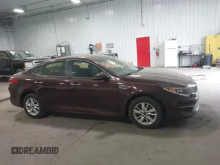 2016 Kia Optima LX z VIN 5XXGT4L38GG109351, wystawiony jako IAAI lot #42282193 z przebiegiem 75 076 mil mil oraz . Historia ofert i sprzedaży dostępna na DreamBid. Obrazek 14.