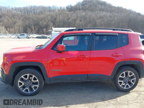 2015 Jeep Renegade Latitude with VIN ZACCJBBT3FPC45343, listed as a IAAI auction lot 41749291 with 49,608 mi miles. Bid and sale history available at carsss.com. Image 14.