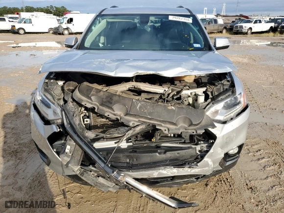 2019 Chevrolet Traverse RS with VIN 1GNERJKXXKJ124759, listed as a Copart auction lot 79287304 with 111,649 mi miles and Salvage Title. Bid and sale history available at carsss.com. Image 5.