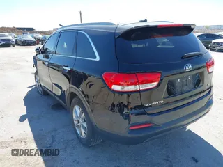 2017 Kia Sorento LX with VIN 5XYPG4A32HG289284, listed as a IAAI auction lot 41869868 with 130,199 mi miles. Bid and sale history available at carsss.com. Image 3.