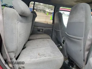 1996 Ford Explorer XL z VIN 1FMDU32X5TUD14799, wystawiony jako Copart lot #54529405 z przebiegiem 195 730 mil mil oraz Szkoda całkowita • Salvage title. Historia ofert i sprzedaży dostępna na DreamBid. Obrazek 11.