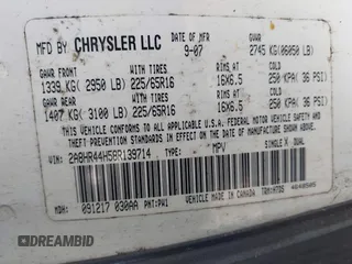 2008 Chrysler Town & Country LX with VIN 2A8HR44H58R139714, listed as a IAAI auction lot 41134005 with 184,567 mi miles. Bid and sale history available at carsss.com. Image 9.