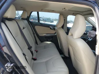 2017 Volvo V60 Premier with VIN YV140MEK6H1331751, listed as a Copart auction lot 43836953 with 43,856 mi miles. Bid and sale history available at carsss.com. Image 10.