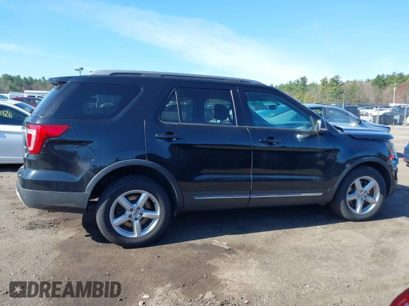 2016 Ford Explorer XLT with VIN 1FM5K8D8XGGB44909, listed as a IAAI auction lot 42056322 with 147,143 mi miles and . Bid and sale history available at carsss.com. Image 13.