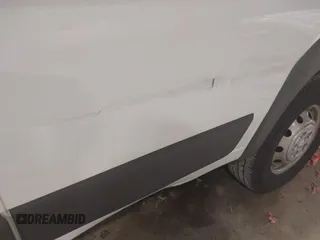 2018 Ram ProMaster Cargo with VIN 3C6URVJG7JE137890, listed as a IAAI auction lot 41781696 with 86,060 mi miles. Bid and sale history available at carsss.com. Image 6.