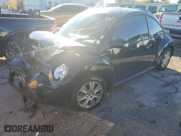 2008 Volkswagen New Beetle Coupe S with VIN 3VWPW31C38M518178, listed as a Copart auction lot 76160904 with 159,622 mi miles and Salvage Title. Bid and sale history available at carsss.com. Image 1.