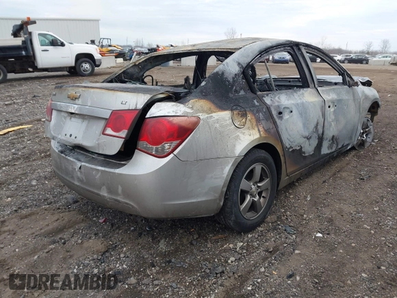 2015 Chevrolet Cruze LT with VIN 1G1PC5SB8F7127511, listed as a IAAI auction lot 41903661 with Not Provided miles and . Bid and sale history available at DreamBid. Image 4.