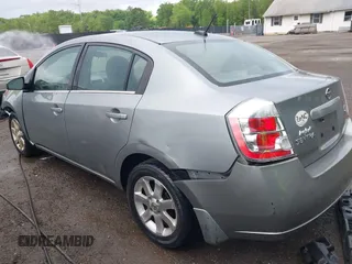 2008 Nissan Sentra S z VIN 3N1AB61E88L684115, wystawiony jako IAAI lot #42176197 z przebiegiem 178 180 mil mil oraz . Historia ofert i sprzedaży dostępna na DreamBid. Obrazek 3.