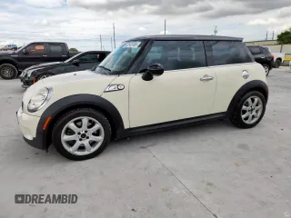 2009 MINI Hardtop S with VIN WMWMF73519TW82511, listed as a Copart auction lot 63145165 with 75,233 mi miles and Clean title. Bid and sale history available at DreamBid. Image 1.