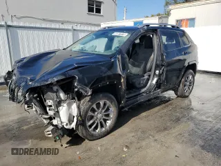 2019 Jeep Cherokee Latitude Plus z VIN 1C4PJLLB5KD221809, wystawiony jako Copart lot #50367875 z przebiegiem Nie podano mil oraz Czysty tytuł • Clean title. Historia ofert i sprzedaży dostępna na DreamBid. Obrazek 1.