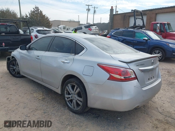 2013 Nissan Altima SL with VIN 1N4BL3AP5DC162522, listed as a IAAI auction lot 41684332 with 161,423 mi miles and . Bid and sale history available at DreamBid. Image 3.