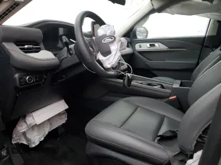 2025 Ford Explorer Active with VIN 1FMUK8DH0SGA67844, listed as a Copart auction lot 43166895 with 1,619 mi miles and Salvage Title. Bid and sale history available at carsss.com. Image 7.