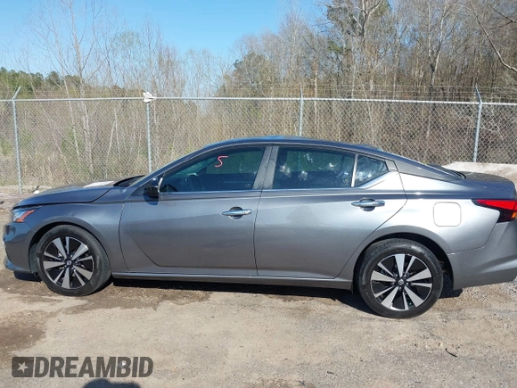 2022 Nissan Altima SV z VIN 1N4BL4DV5NN407440, wystawiony jako IAAI lot #41758671 z przebiegiem 33 889 mil mil oraz . Historia ofert i sprzedaży dostępna na DreamBid. Obrazek 14.