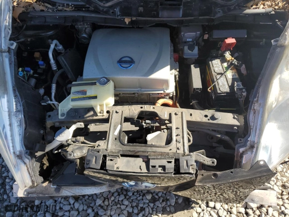 2015 Nissan LEAF SV with VIN 1N4AZ0CP3FC305959, listed as a Copart auction lot 47448415 with 56,953 mi miles and Salvage Title. Bid and sale history available at carsss.com. Image 12.