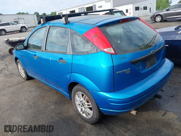 2007 Ford Focus S with VIN 1FAHP37N87W342309, listed as a IAAI auction lot 42152011 with 213,226 mi miles and . Bid and sale history available at carsss.com. Image 3.