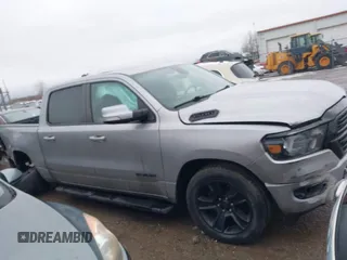 2020 Ram 1500 Big Horn with VIN 1C6SRFFT0LN284358, listed as a IAAI auction lot 41352956 with 70,693 mi miles. Bid and sale history available at carsss.com. Image 13.