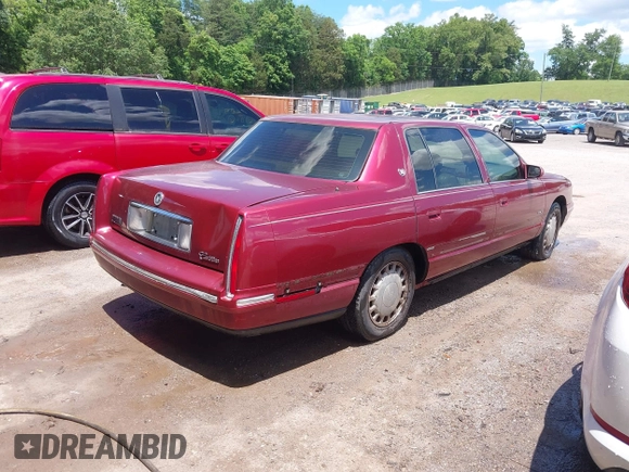 1999 Cadillac DeVille z VIN 1G6KD54Y4XU718666, wystawiony jako IAAI lot #42327746 z przebiegiem 84 226 mil mil oraz . Historia ofert i sprzedaży dostępna na DreamBid. Obrazek 4.