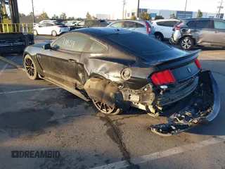 2017 Ford Mustang Shelby GT350 z VIN 1FA6P8JZ1H5526319, wystawiony jako IAAI lot #41578659 z przebiegiem 72 993 mil mil oraz . Historia ofert i sprzedaży dostępna na DreamBid. Obrazek 3.