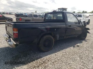 1994 Toyota Pickup with VIN JT4RN81AXR5187360, listed as a Copart auction lot 56927535 with 305,829 mi miles and Salvage title. Bid and sale history available at DreamBid. Image 3.