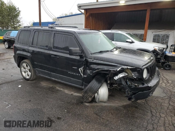 2016 Jeep Patriot Latitude z VIN 1C4NJRFB6GD500473, wystawiony jako Copart lot #54209335 z przebiegiem 157 945 mil mil oraz Szkoda całkowita • Salvage title. Historia ofert i sprzedaży dostępna na DreamBid. Obrazek 4.