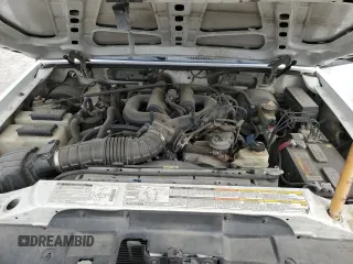 2000 Ford Explorer XLT with VIN 1FMZU73E1YZC42780, listed as a Copart auction lot 50000725 with 193,306 mi miles and Salvage Title. Bid and sale history available at DreamBid. Image 11.