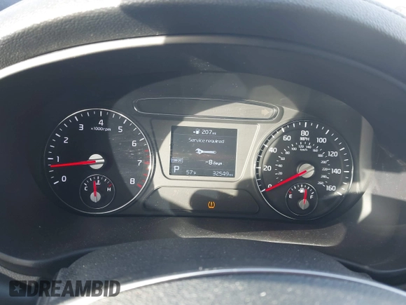 2019 Kia Sorento LX with VIN 5XYPG4A31KG579877, listed as a IAAI auction lot 41342414 with 32,549 mi miles. Bid and sale history available at carsss.com. Image 7.