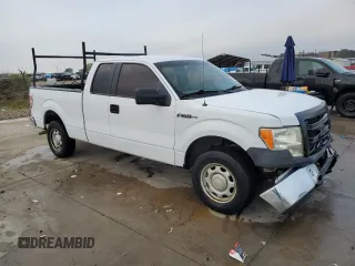 2014 Ford F-150 XL with VIN 1FTEX1CM1EKE98498, listed as a Copart auction lot 83595034 with 137,091 mi miles and Salvage title. Bid and sale history available at DreamBid. Image 4.